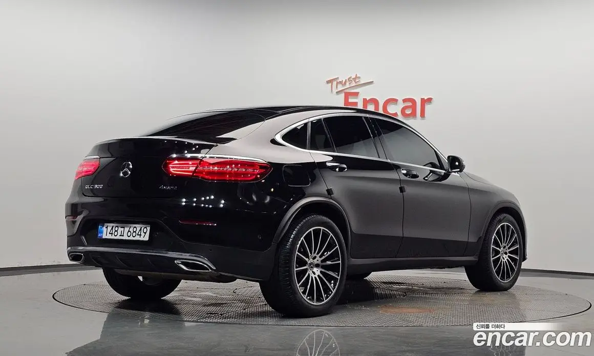 Mercedes-Benz GLC-Class 2019 2.0 автомат (гидро), фото 1 Mercedes-Benz GLC-Class 2019 2.0 автомат (гидро), фото 1