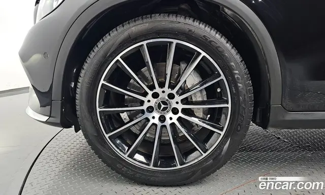 Mercedes-Benz GLC-Class 2019 2.0 автомат (гидро), миниатюра 4 Mercedes-Benz GLC-Class 2019 2.0 автомат (гидро), миниатюра 4
