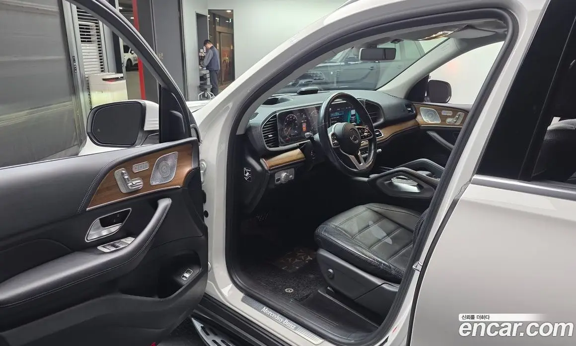 Mercedes-Benz GLE-Class 2020 3.0 автомат (гидро), фото 13