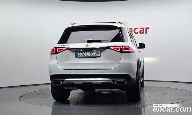 Mercedes-Benz GLE-Class 2021 1.9 автомат (гидро), миниатюра 3