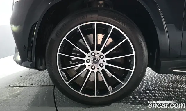 Mercedes-Benz GLE-Class 2022 2.9 автомат (гидро), миниатюра 5