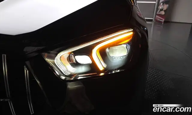 Mercedes-Benz GLE-Class 2022 2.9 автомат (гидро), миниатюра 8