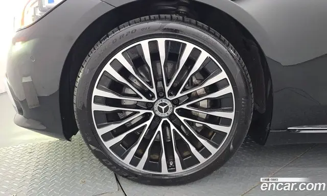 Mercedes-Benz S-Class 2021 4.0 автомат (гидро), миниатюра 5