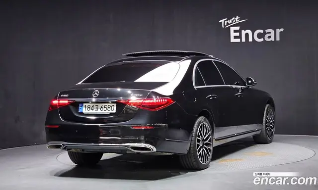 Mercedes-Benz S-Class 2023 4.0 автомат (гидро), миниатюра 2
