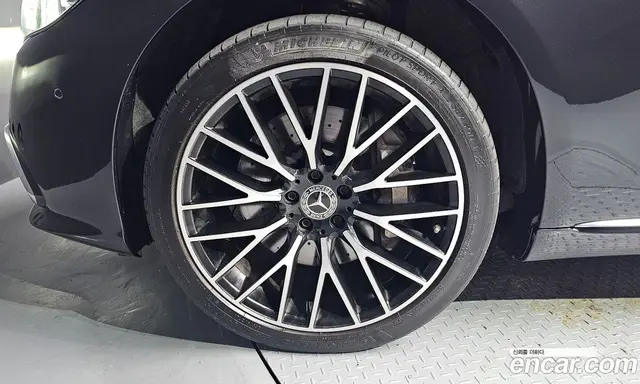 Mercedes-Benz S-Class 2023 4.0 автомат (гидро), миниатюра 5