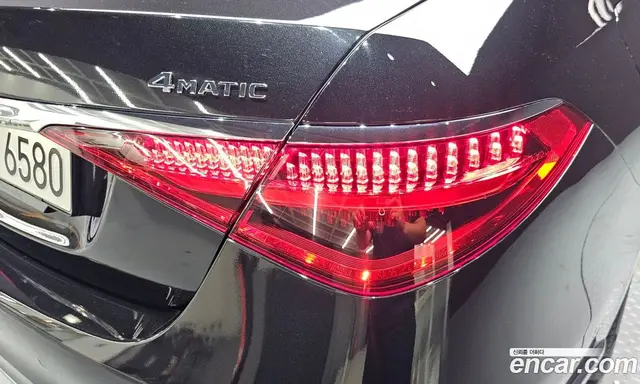 Mercedes-Benz S-Class 2023 4.0 автомат (гидро), миниатюра 9