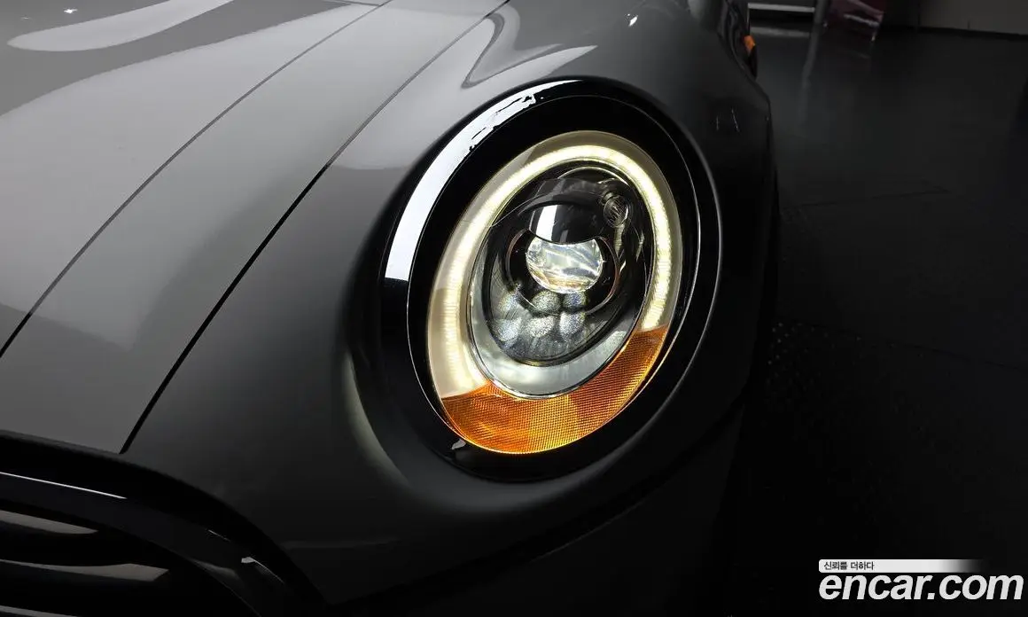 Mini Cooper 2017 1.5 автомат (гидро), фото 8 Mini Cooper 2017 1.5 автомат (гидро), фото 8