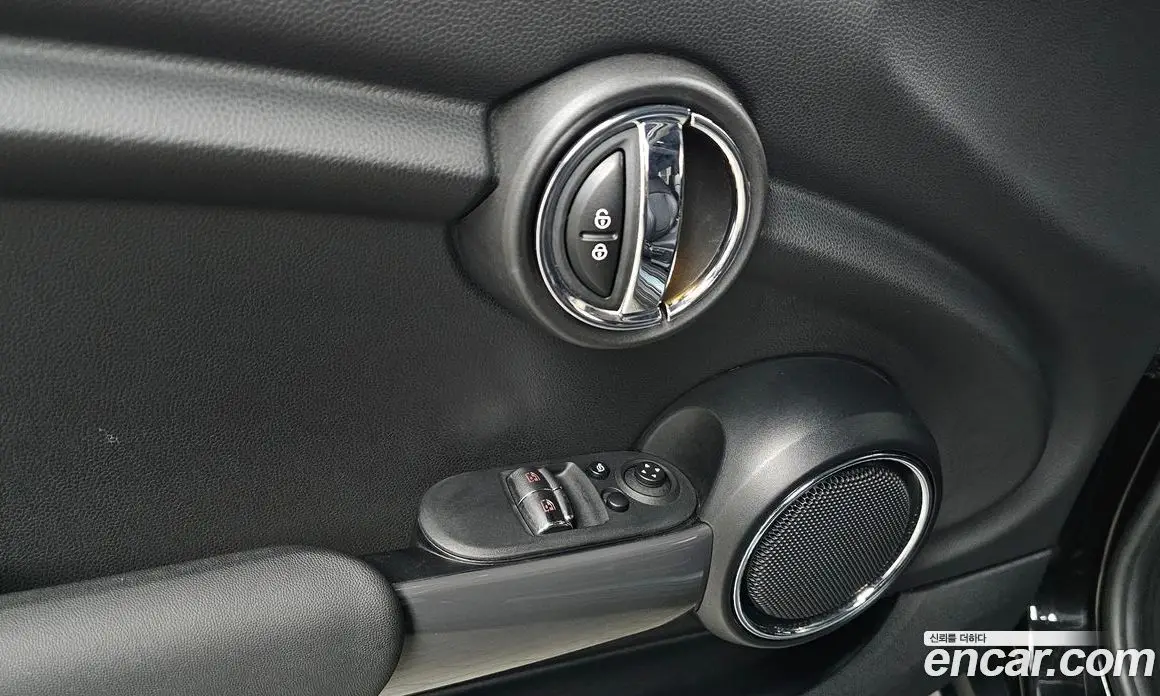 Mini Cooper 2021 1.5 автомат (гидро), фото 16