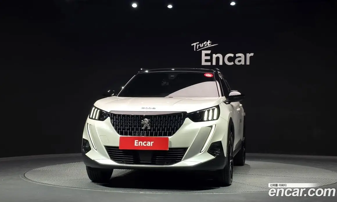 Peugeot 2008 2021 1.5 автомат (гидро), фото 3 Peugeot 2008 2021 1.5 автомат (гидро), фото 3