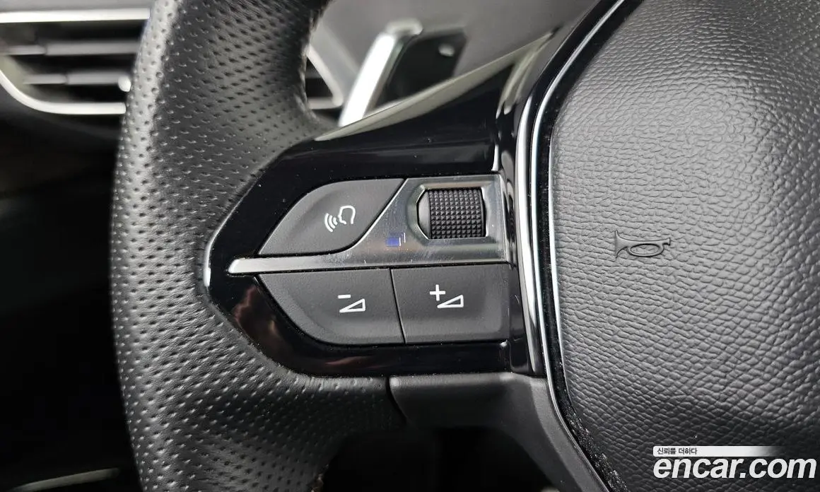 Peugeot 3008 2022 1.2 автомат (гидро), фото 16