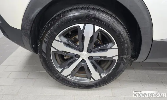 Peugeot 3008 2022 1.2 автомат (гидро), миниатюра 5