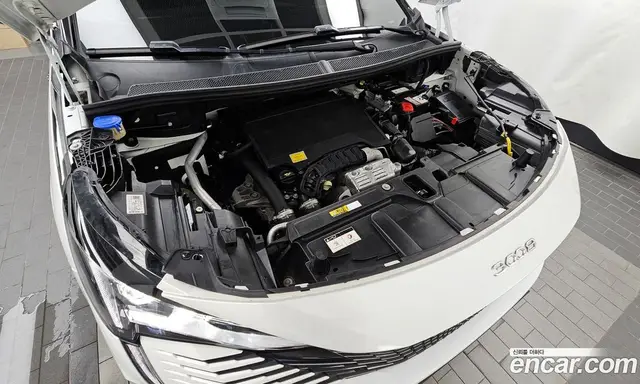 Peugeot 3008 2022 1.2 автомат (гидро), миниатюра 6