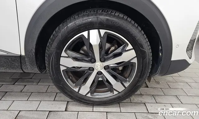 Peugeot 3008 2022 1.2 автомат (гидро), миниатюра 7