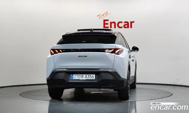Peugeot 3008 2026 1.2 автомат (гидро), миниатюра 3 Peugeot 3008 2026 1.2 автомат (гидро), миниатюра 3
