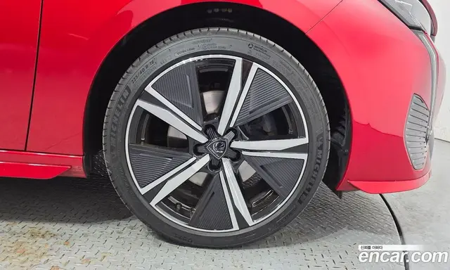 Peugeot 308 2025 1.2 автомат (гидро), миниатюра 7 Peugeot 308 2025 1.2 автомат (гидро), миниатюра 7