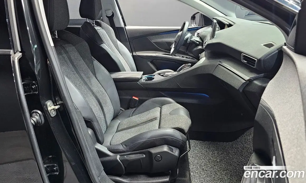 Peugeot 5008 2017 1.6 автомат (гидро), фото 17 Peugeot 5008 2017 1.6 автомат (гидро), фото 17