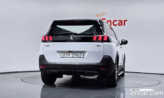 Peugeot 5008 2019 2.0 автомат (гидро), миниатюра 4