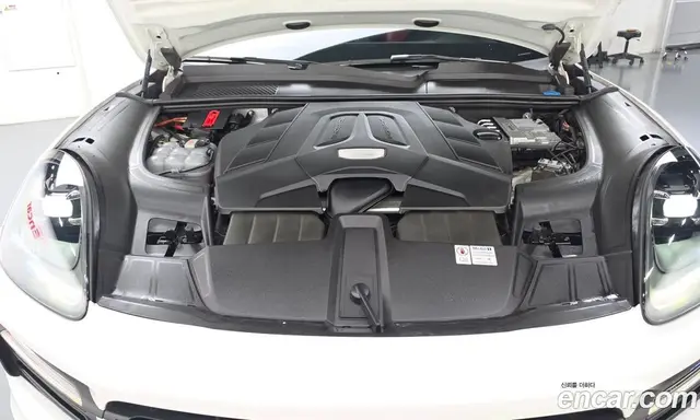 Porsche Cayenne 2022 3.0 автомат (гидро), миниатюра 6 Porsche Cayenne 2022 3.0 автомат (гидро), миниатюра 6