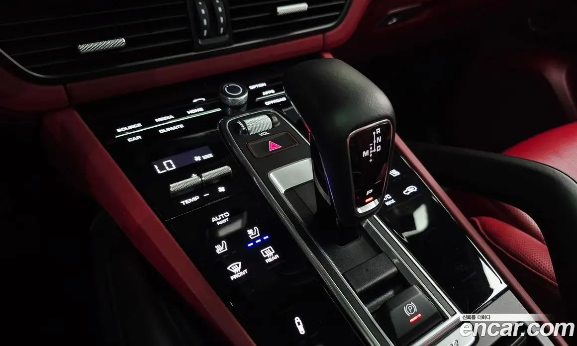 Porsche Cayenne 2023 3.0 автомат (гидро), фото 12