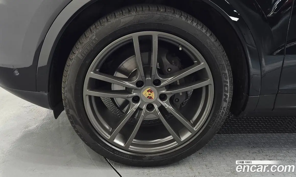 Porsche Cayenne 2023 3.0 автомат (гидро), фото 5