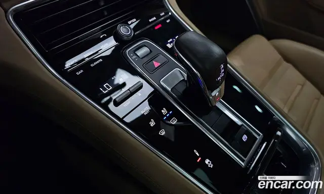 Porsche Panamera 2018 4.0 автомат (гидро), миниатюра 12
