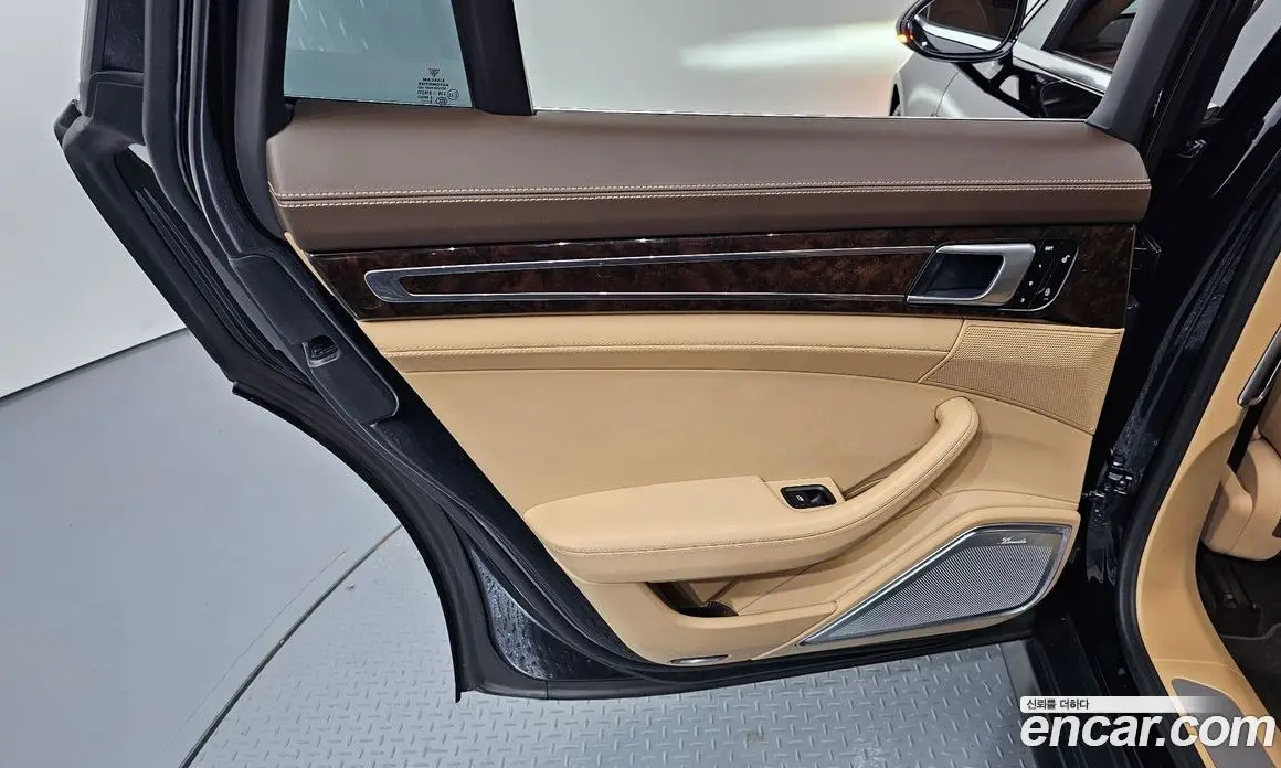 Porsche Panamera 2018 4.0 автомат (гидро), фото 15 Porsche Panamera 2018 4.0 автомат (гидро), фото 15