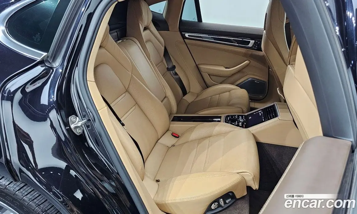 Porsche Panamera 2018 4.0 автомат (гидро), фото 16 Porsche Panamera 2018 4.0 автомат (гидро), фото 16