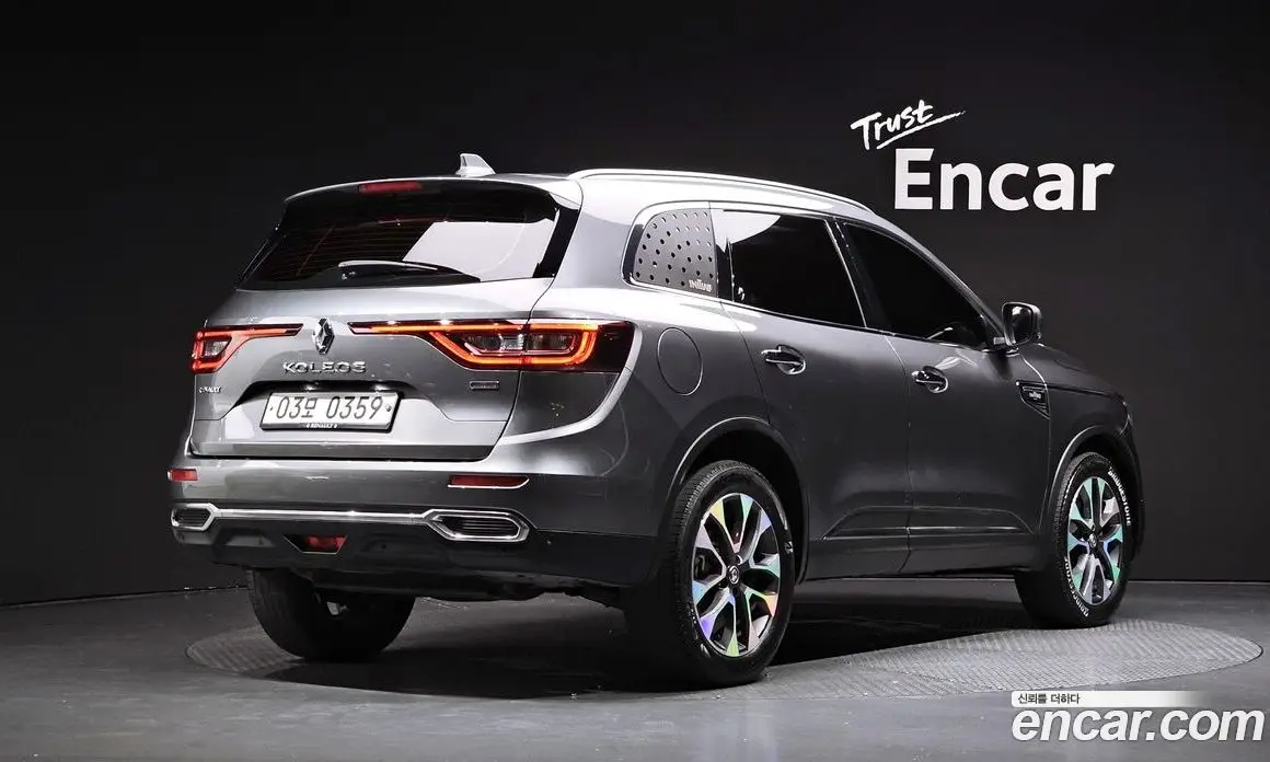 Renault (Samsung) QM6 2016 2.0 автомат (гидро), фото 1 Renault (Samsung) QM6 2016 2.0 автомат (гидро), фото 1