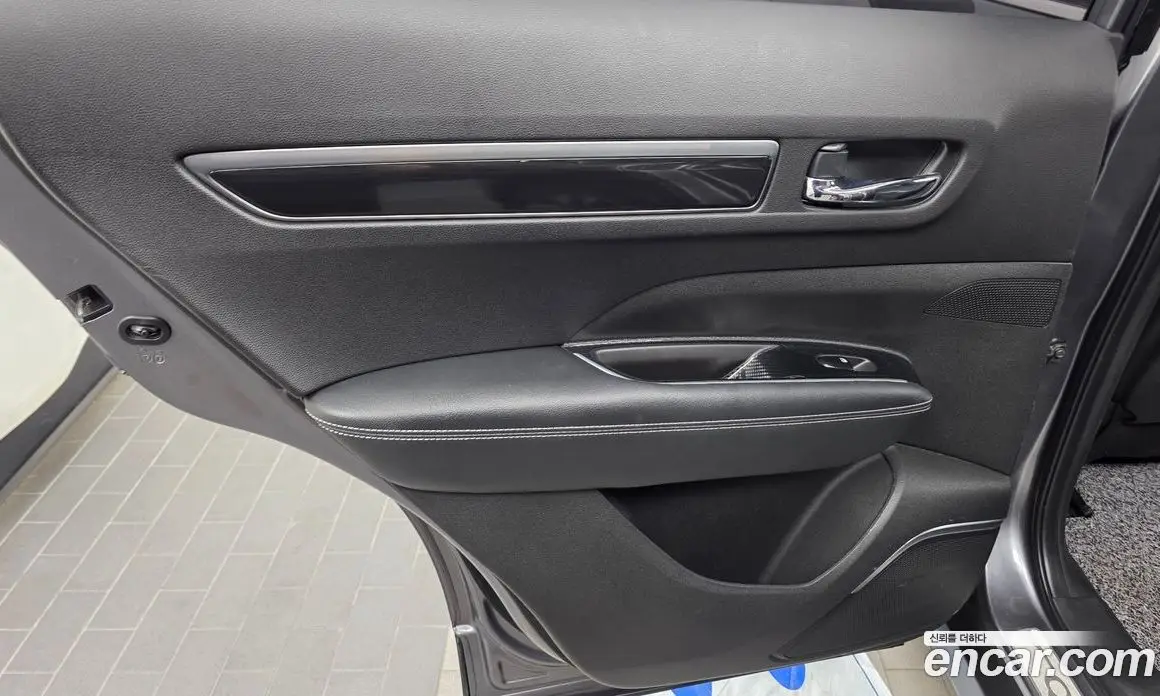 Renault (Samsung) QM6 2018 2.0 автомат (гидро), фото 15 Renault (Samsung) QM6 2018 2.0 автомат (гидро), фото 15