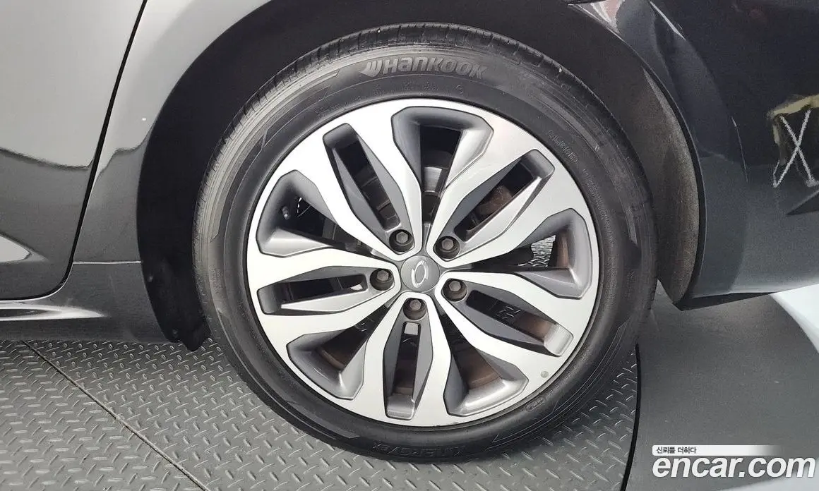 Renault (Samsung) SM6 2016 2.0 автомат (гидро), фото 7 Renault (Samsung) SM6 2016 2.0 автомат (гидро), фото 7