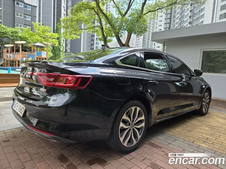 Renault (Samsung) SM6 2016 1.6 автомат (гидро), фото 6 Renault (Samsung) SM6 2016 1.6 автомат (гидро), фото 6