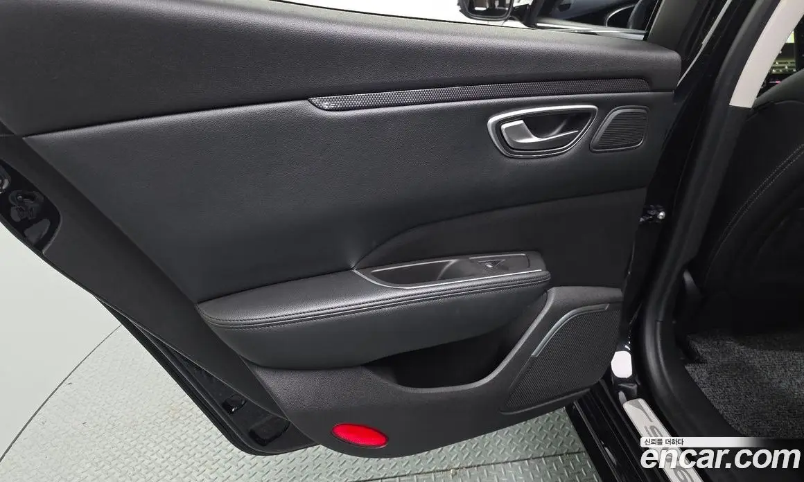 Renault (Samsung) SM6 2019 2.0 автомат (гидро), фото 15 Renault (Samsung) SM6 2019 2.0 автомат (гидро), фото 15