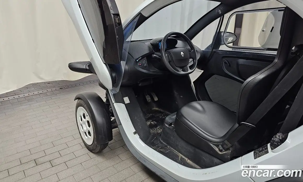 Renault (Samsung) Twizy 2020 0.1 автомат (гидро), фото 13