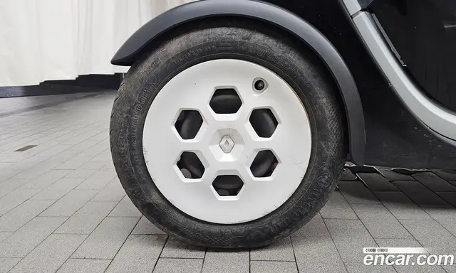 Renault (Samsung) Twizy 2020 0.1 автомат (гидро), миниатюра 5