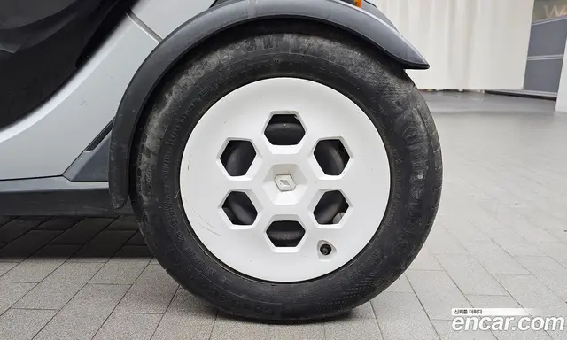 Renault (Samsung) Twizy 2020 0.1 автомат (гидро), миниатюра 7