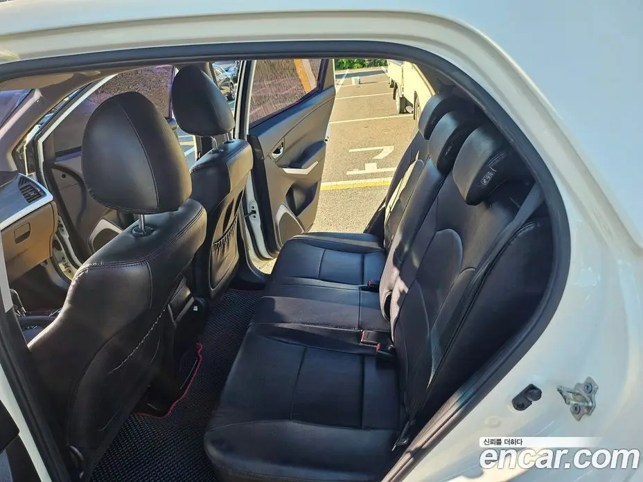 SsangYong Korando 2015 2.2 автомат (гидро), фото 10