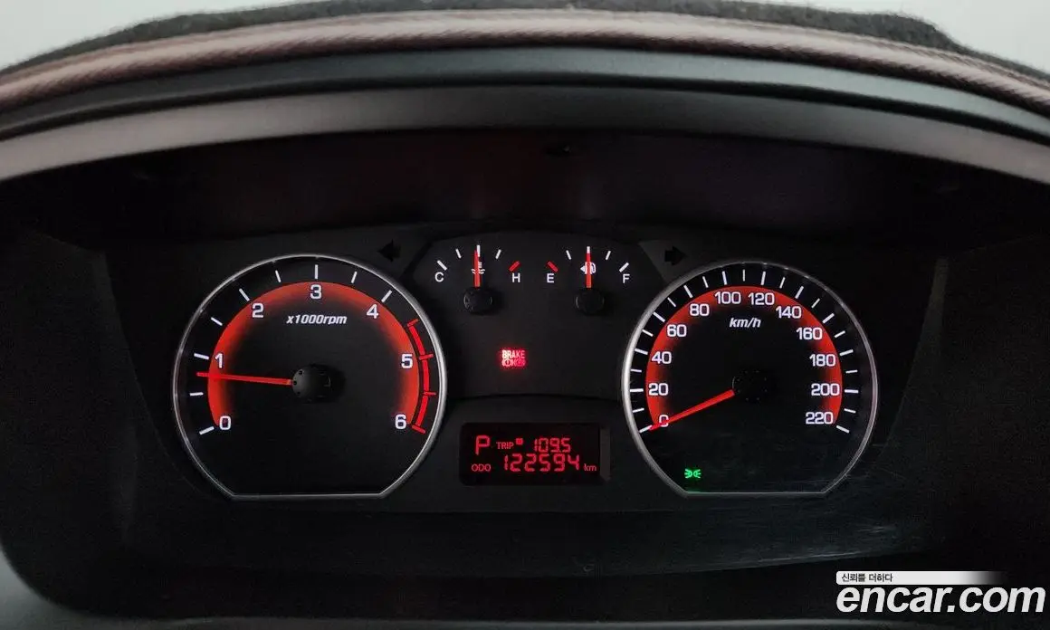 SsangYong Korando 2016 2.0 автомат (гидро), фото 11