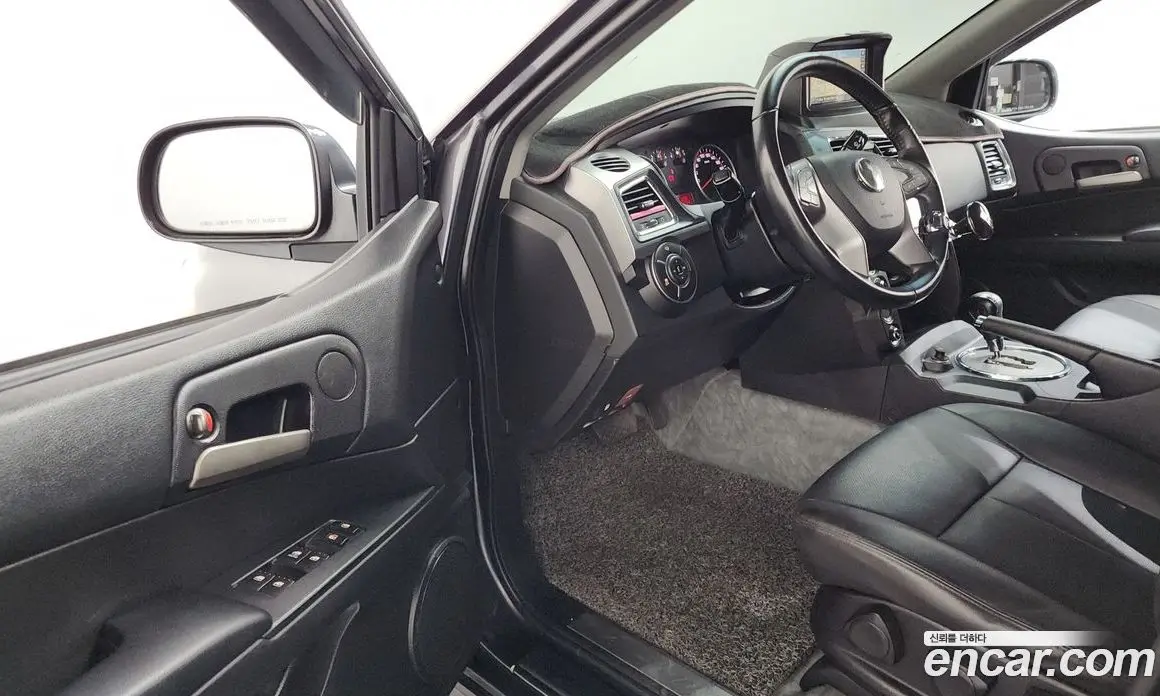 SsangYong Korando 2016 2.0 автомат (гидро), фото 13
