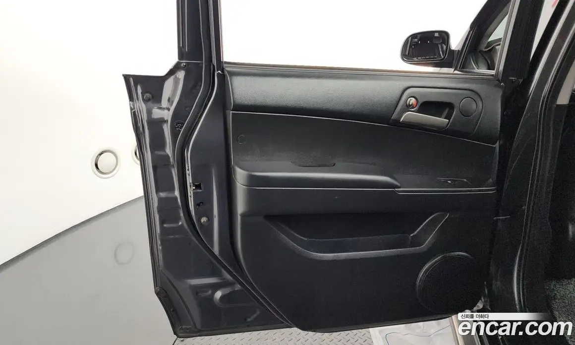 SsangYong Korando 2016 2.0 автомат (гидро), фото 15