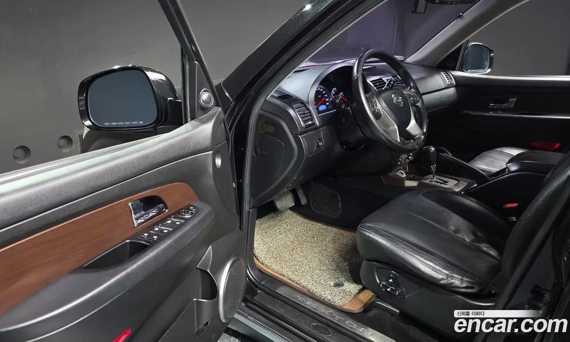 SsangYong Rexton 2015 2.0 автомат (гидро), фото 13