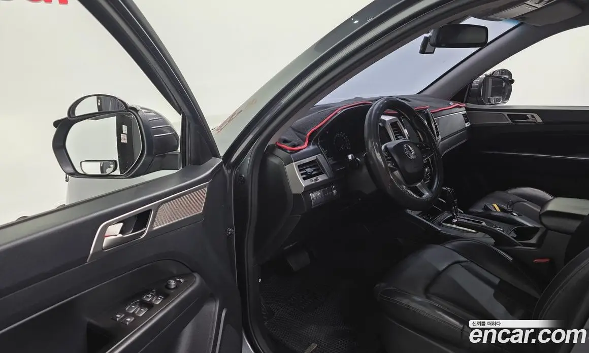 SsangYong Rexton 2018 2.2 автомат (гидро), фото 17