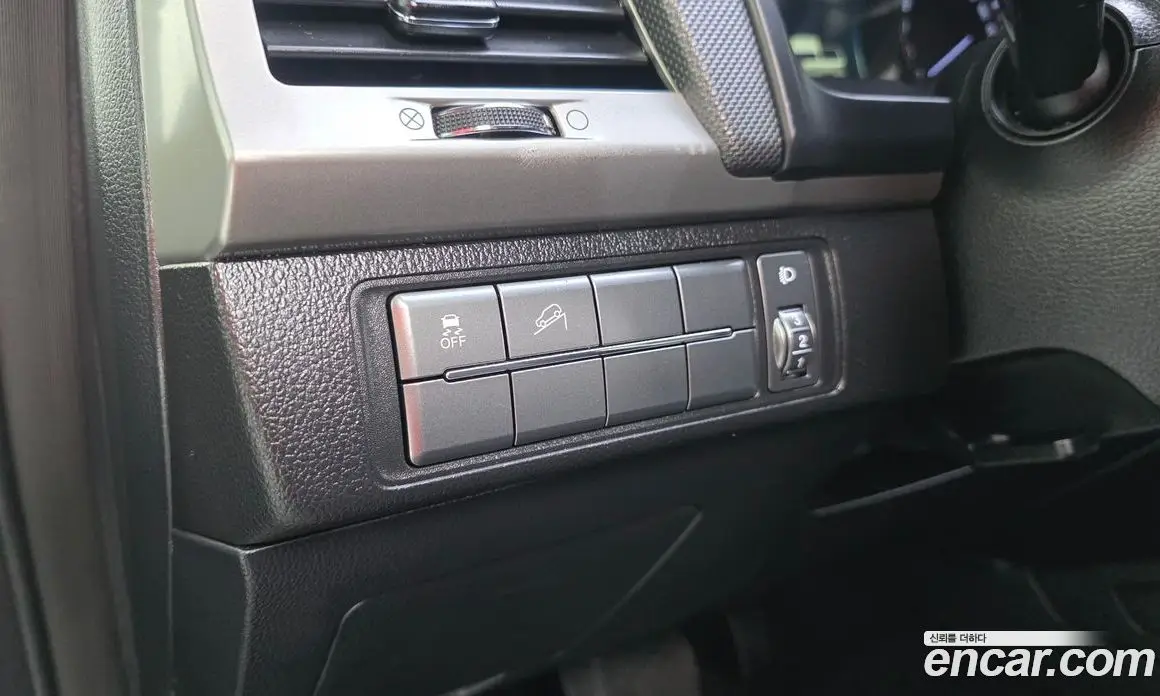 SsangYong Rexton 2018 2.2 автомат (гидро), фото 19