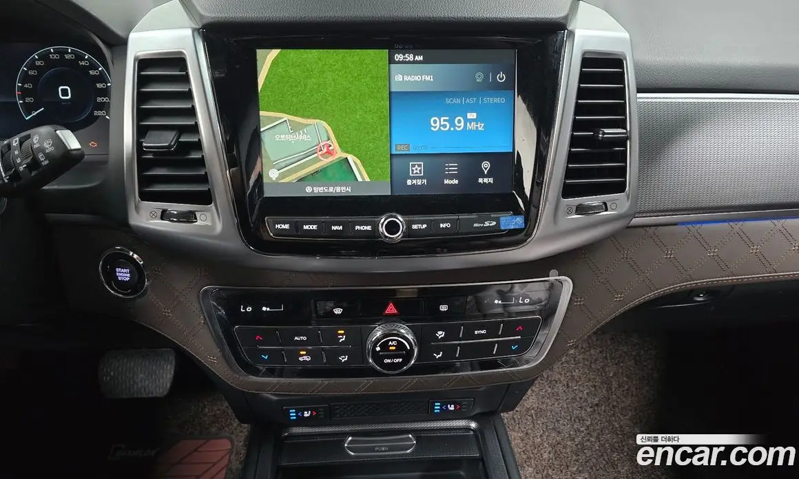 SsangYong Rexton 2021 2.2 автомат (гидро), фото 18