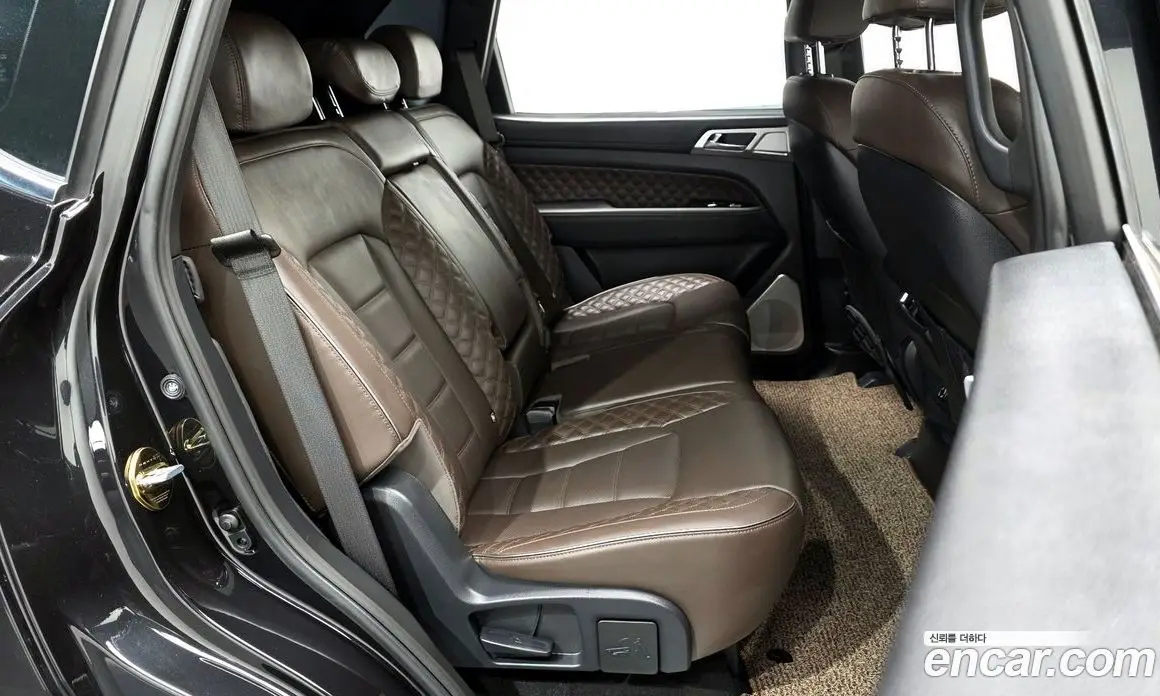 SsangYong Rexton 2022 2.2 автомат (гидро), фото 17