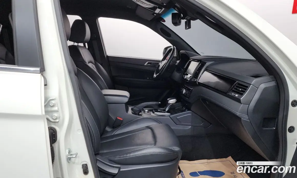 SsangYong Rexton 2022 2.2 автомат (гидро), фото 16