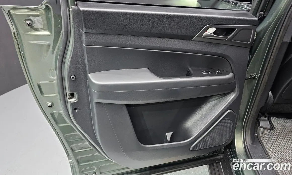 SsangYong Rexton 2023 2.2 автомат (гидро), фото 15