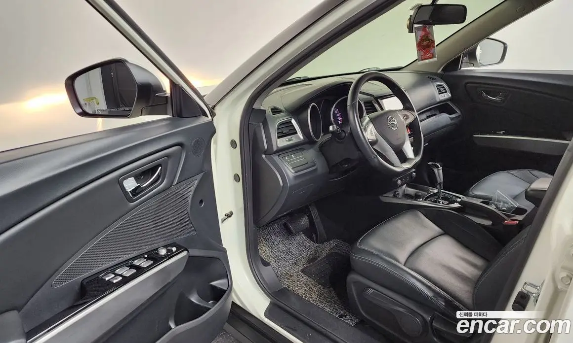 SsangYong TIBOLI 2015 1.6 автомат (гидро), фото 12