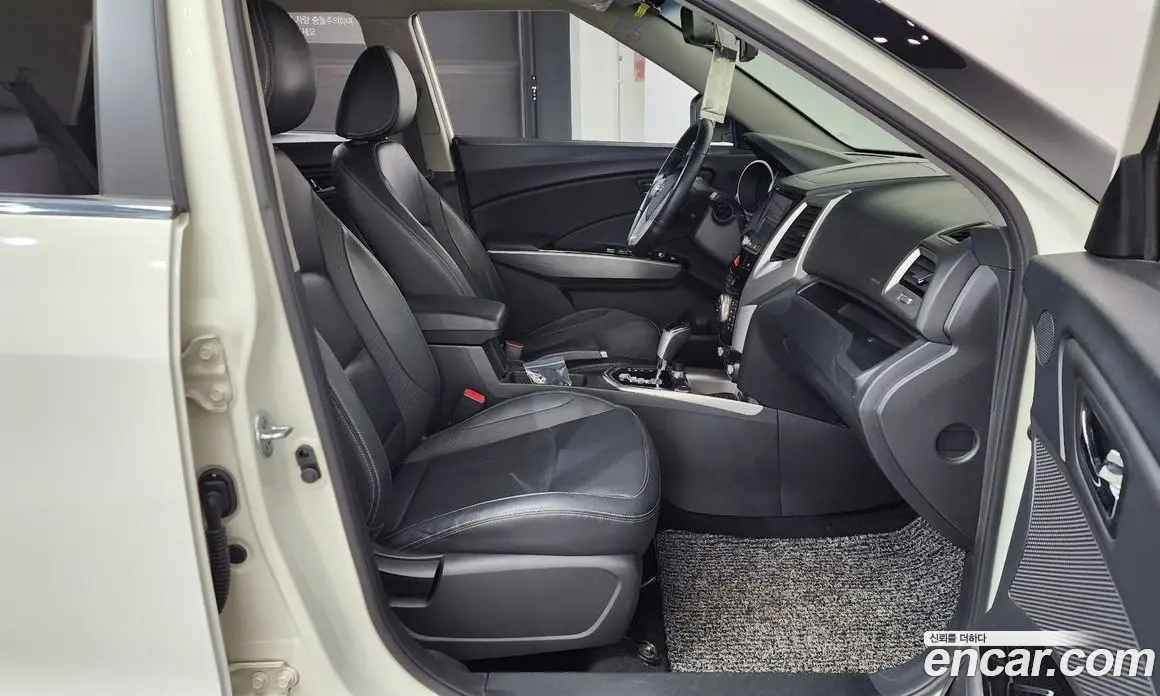 SsangYong TIBOLI 2015 1.6 автомат (гидро), фото 15