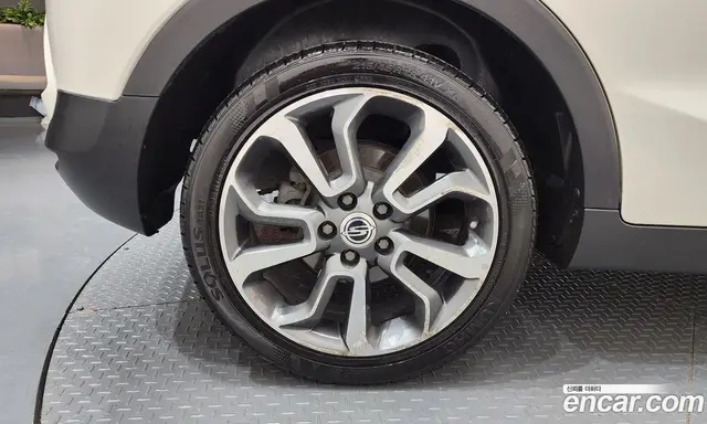SsangYong TIBOLI 2015 1.6 автомат (гидро), миниатюра 4