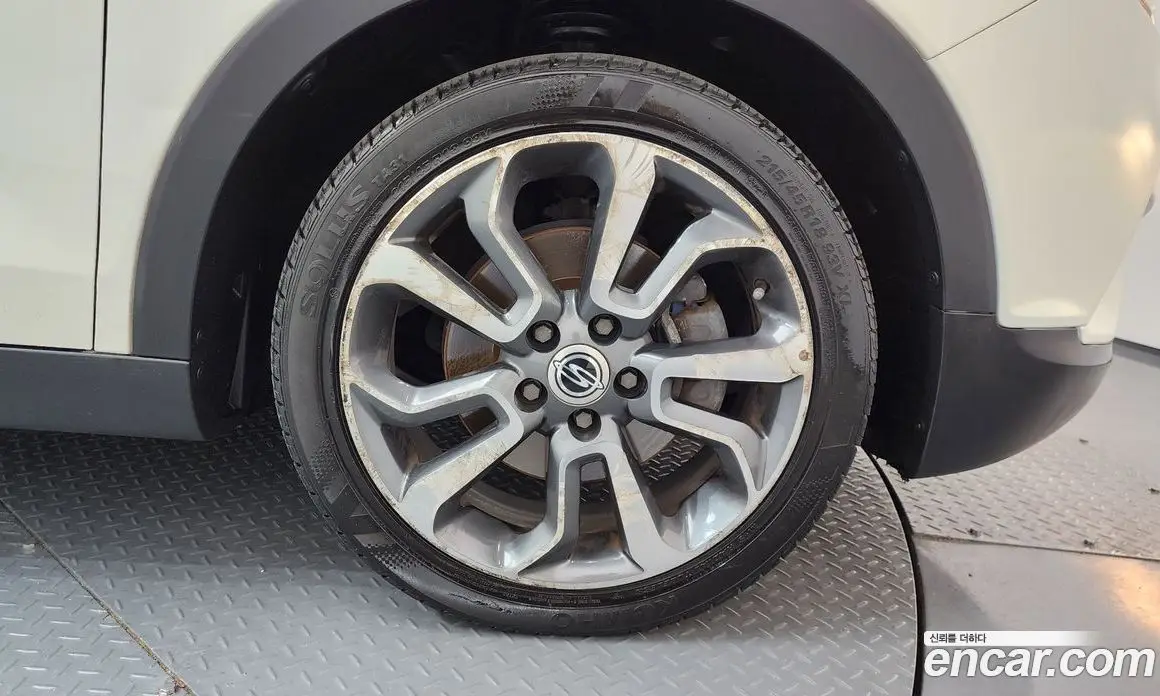 SsangYong TIBOLI 2015 1.6 автомат (гидро), фото 6